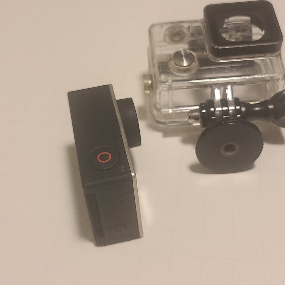 GoPro Hero 4 - Picture 3 of 8